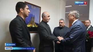 В Астрахани открыли книгу памяти в связи с трагедией в Иране