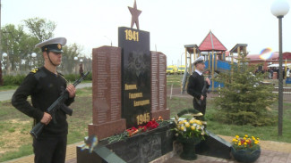 В Астрахани в преддверии Дня Победы прошёл "Георгиевский парад"