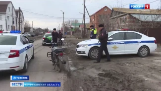 В Астрахани дорожные полицейские проводят масштабные рейды по мототехнике