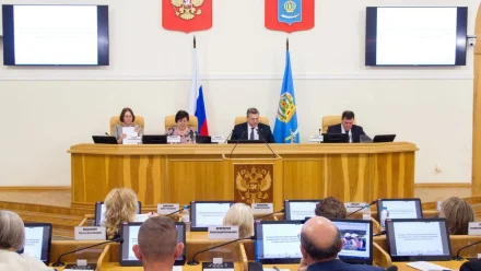 Более 16,7 млрд рублей направят на зарплаты бюджетникам в 2026 году