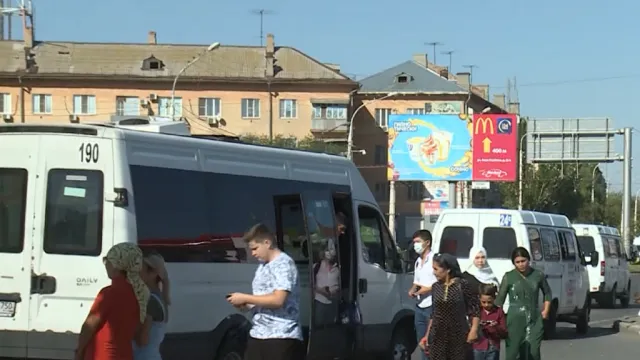 В Астрахани проверили работу маршрутных автобусов
