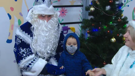 Более 800 астраханских детей с ОВЗ получат новогодние подарки от волонтёров