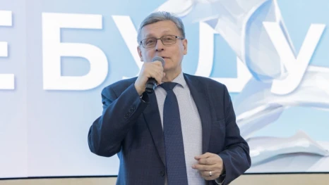 Рифат Сабитов поприветствовал финалистов Всероссийского конкурса студенческих команд «Лучник. Будущее»