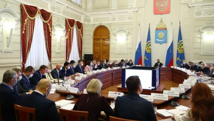 Три района Астраханской области отстают по выполнению поручений президента и губернатора