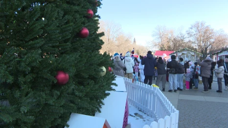 Астраханцам рассказали, как не потерять ребёнка в толпе