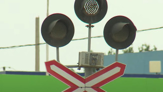 Под Астраханью сегодня ограничат движение через ж/д переезд