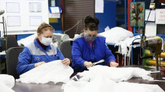 Компания «КамАЗ» безвозмездно передаст СИЗы Астраханской области