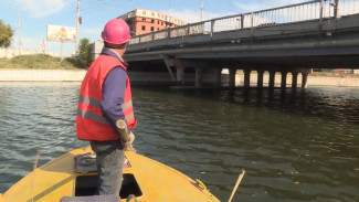 Как проводится очистка городских каналов Астрахани