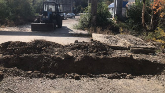 В Астрахани ликвидировали незаконный железнодорожный переезд