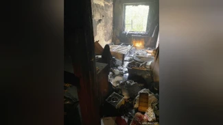 В Астрахани огнеборцы спасли 10 человек на пожаре