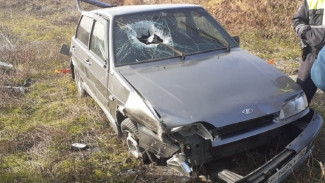 Под Астраханью после опрокидывания машины пострадала 10-летняя девочка