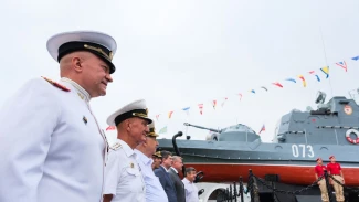 В Астрахани в День ВМФ прошёл праздничный митинг