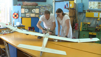 Астраханка разработала беспилотник для измерения загрязнения воздуха