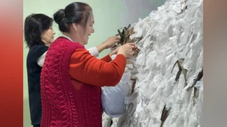 В селе Астраханской области волонтёры собирают гуманитарную помощь для бойцов СВО