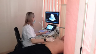 В День мужского здоровья онкодиспансер посетили около 200 астраханцев