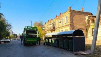 В Астраханской области в 2 раза снизилось число обращений по вывозу мусора