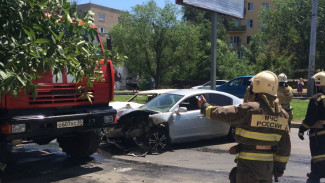 В Астрахани нетрезвый водитель иномарки устроил ДТП