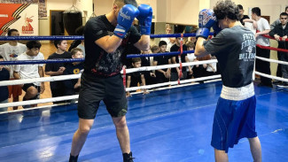 Участники СВО обучили юных астраханцев боевым приёмам