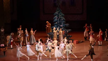 Игорь Бабушкин посетил балет «Щелкунчик» вместе с семьями участников СВО