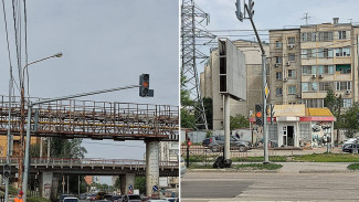 В Астрахани на перекрестке улиц С. Перовской и Б. Алексеева подключают светофор