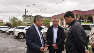 Михаил Богомолов раскритиковал подрядчиков за ремонт дорог в Астрахани