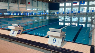 В Астрахани в бассейне СЗК «Звездный» скончался 67-летний мужчина