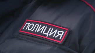 Предновогодний грабёж: в Астрахани ищут похитителей духов, шампуня и денег из спальни