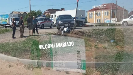 В Астрахани в ДТП на Магистральной пострадал 26-летний мотоциклист