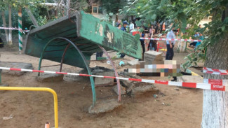 Астраханский следком возбудил дело по факту падения плиты на мальчика