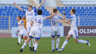 В Астрахани игрок «Волгаря» забил гол со своей половины поля