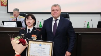 Игорь Бабушкин поздравил сотрудников полиции с профессиональным праздником