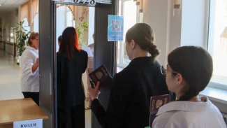 В Астраханской области 4 тысячи выпускников сдали первый экзамен — математику