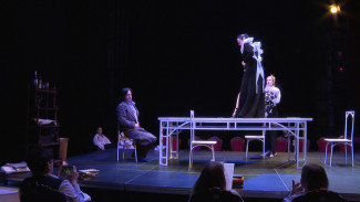 В Астраханском драмтеатре состоится премьера спектакля «Пять жар-птиц»