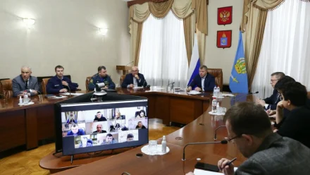 В Астраханской области за сутки восстановили электроснабжение в 82 населённых пунктах