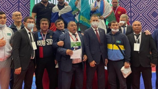 Как астраханец завоевал серебро на чемпионате мира по борьбе на поясах