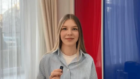 Корреспондент ГТРК "Лотос" Анастасия Косинова присоединилась к конкурсу поздравлений мужчин с 23 февраля