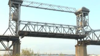 В Астрахани завтра разведут старый мост