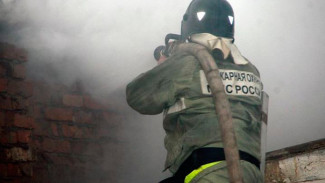 В Астрахани при пожаре в кафе 47-летняя женщина получила ожог