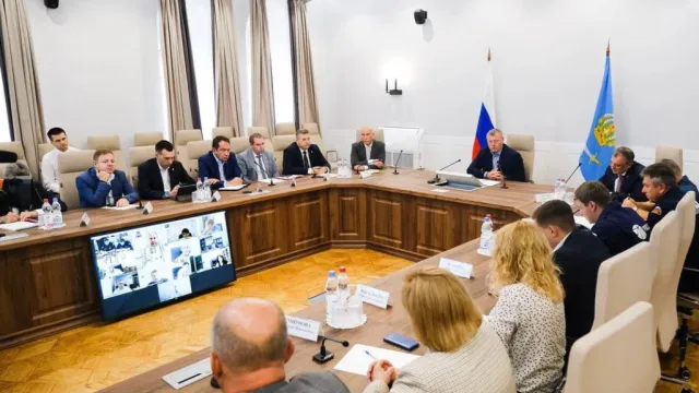 Астраханский губернатор провёл заседание оперштаба по ликвидации последствий непогоды