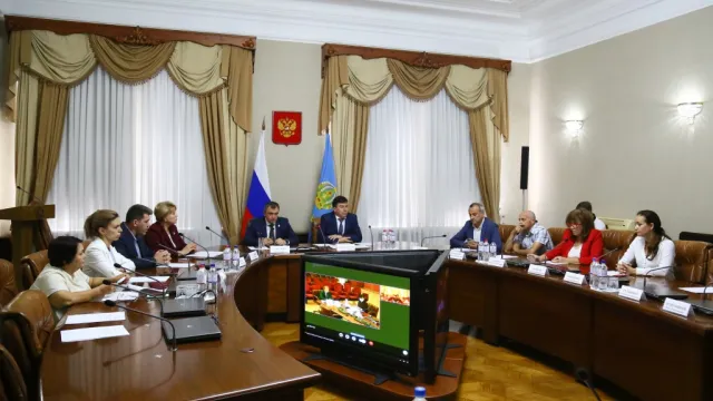 Владимир Золотокопов возглавил избирком Астраханской области