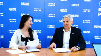 Леонид Огуль подал документы на участие в праймериз “Единой России”