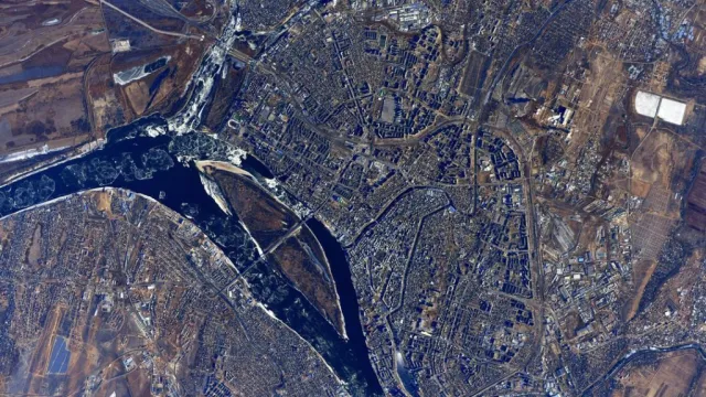 Российский космонавт сфотографировал Астрахань с МКС 
