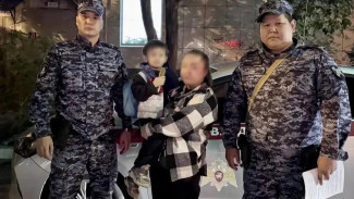 В Астрахани росгвардейцы вернули домой потерявшегося 4-летнего малыша
