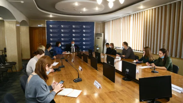 Более 90% астраханцев обеспечены соцвыплатами до 31 марта 2021 года