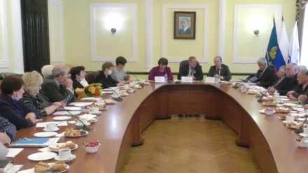 В Астрахани прошло заседание городского Совета ветеранов ко Дню пожилого человека