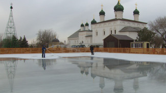 На катке в Астраханском Кремле смогут кататься до 120 человек одновременно