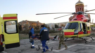 Экстренная эвакуация вертолётом санавиации помогла астраханцу сохранить почку