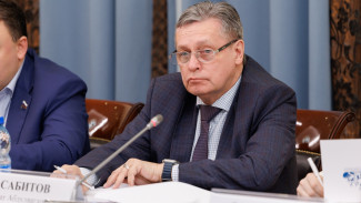 Рифат Сабитов: «Мах постепенно превращается из платформы для общения в полноценный сервис, который объединяет в себе ключевые цифровые функции для граждан РФ»