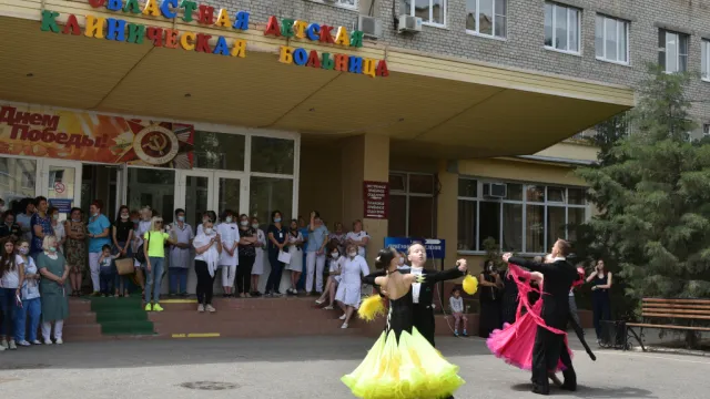 В астраханской детской больнице состоялся праздничный концерт