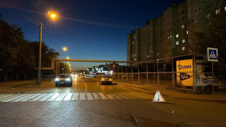 В Астрахани автоледи сбила двух девочек